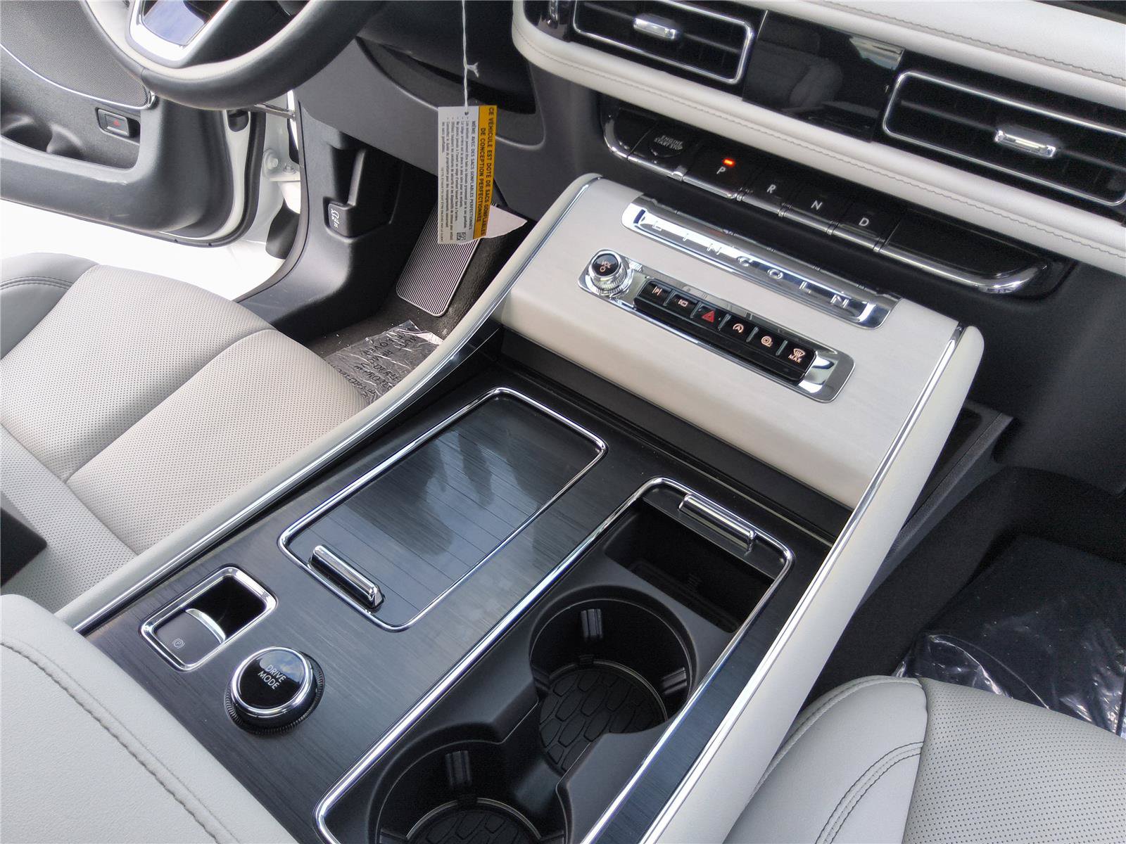 New 2026 Lincoln Aviator Reserve w/ Illumination Package RWD image 28