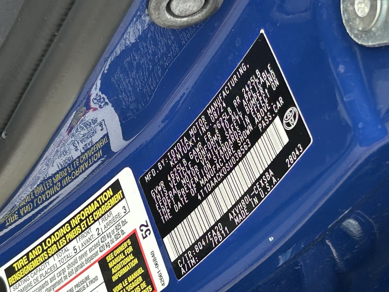 Used 2025 Toyota Camry SE FWD image 35
