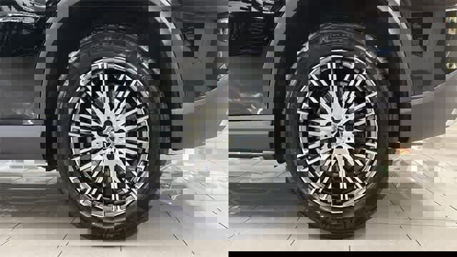 Certified 2025 Mercedes-Benz GLC 300 4MATIC image 26