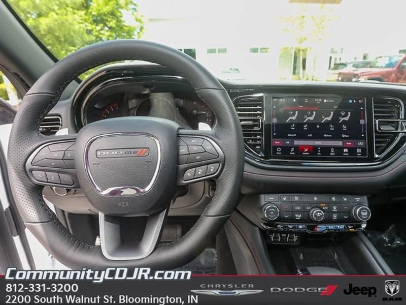 New 2025 Dodge Durango GT image 10