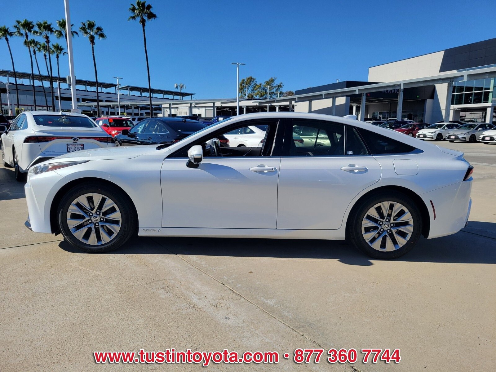 Certified 2023 Toyota Mirai XLE image 6