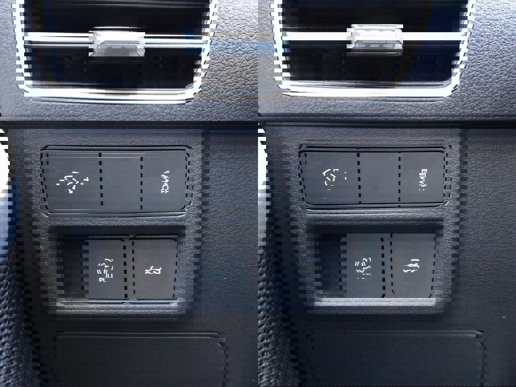 Certified 2024 Hyundai Sonata SEL image 31