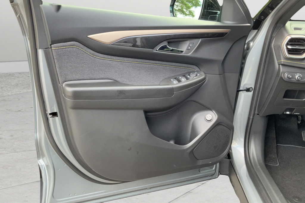 New 2026 Chevrolet TrailBlazer ACTIV w/ Convenience Package FWD image 9