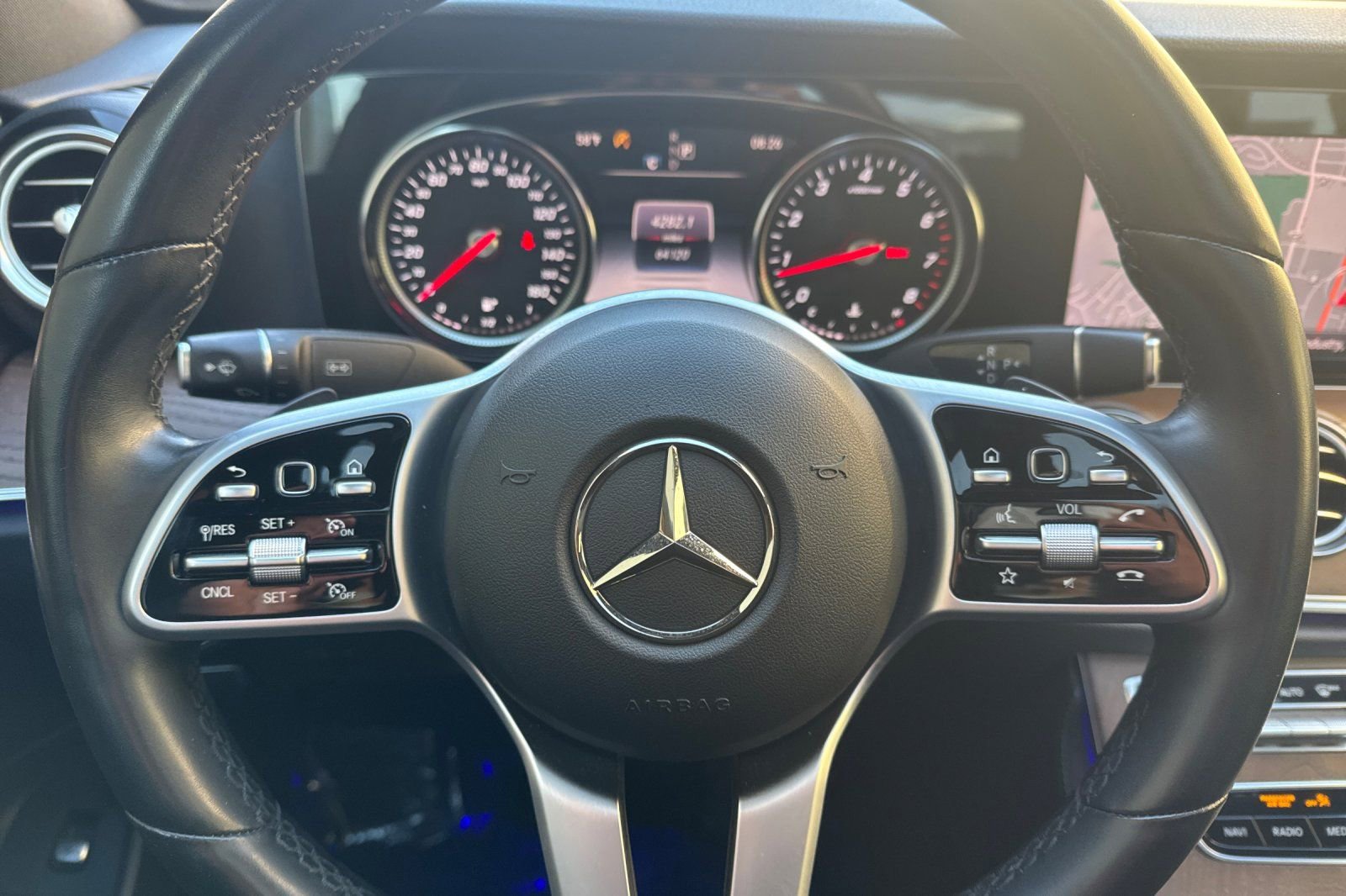 Used 2020 Mercedes-Benz E 350 Sedan image 25