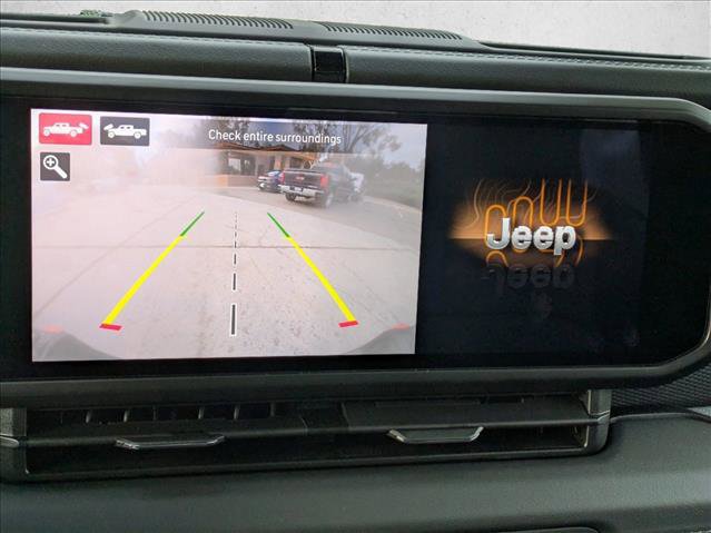 New 2025 Jeep Gladiator Rubicon image 15