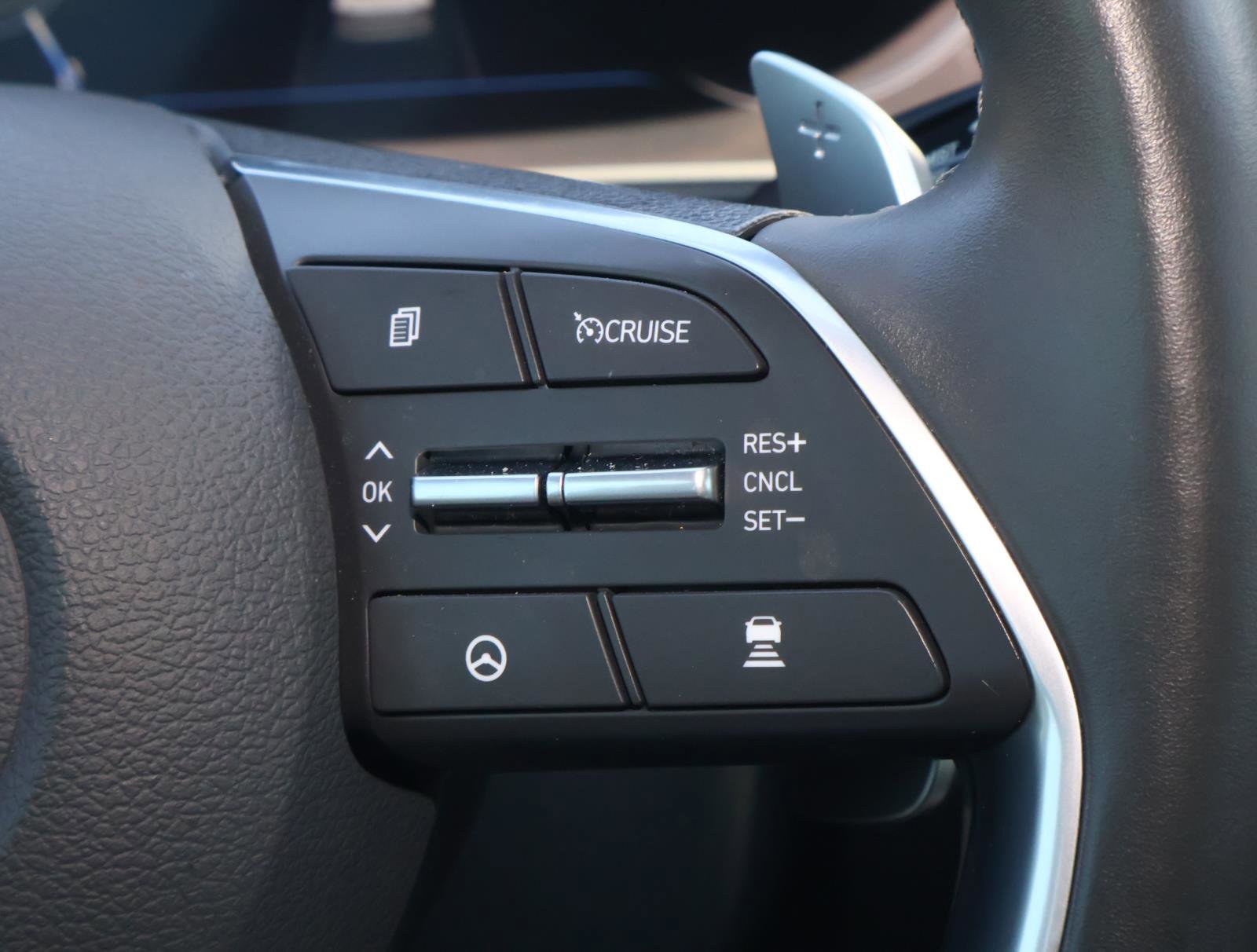 Used 2021 Hyundai Sonata Limited image 25