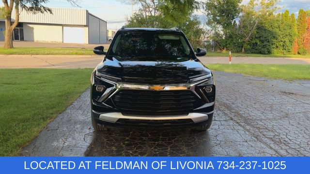 Certified 2024 Chevrolet TrailBlazer LT w/ Convenience Package AWD/4WD image 3