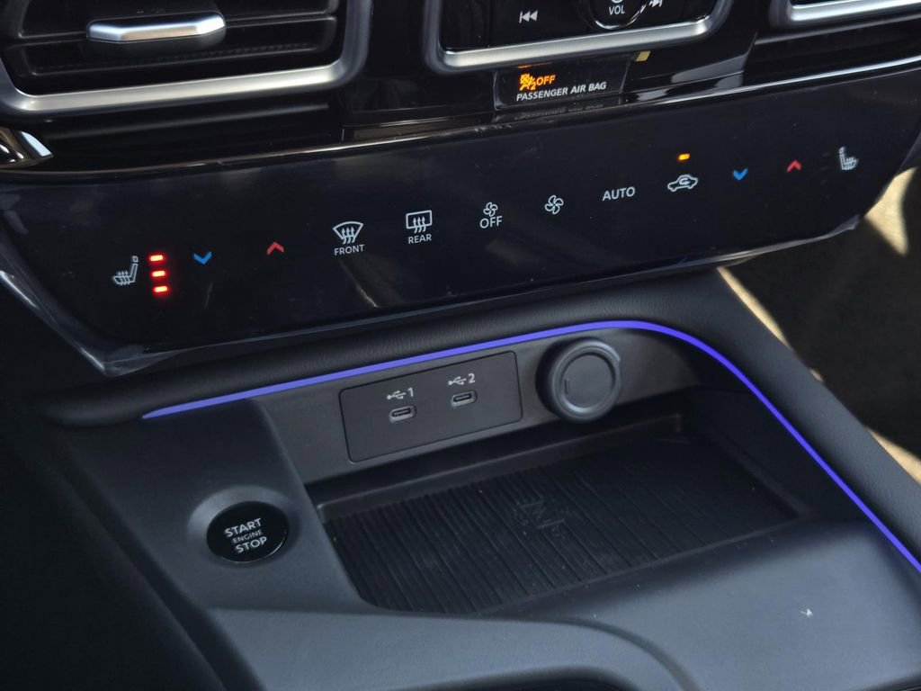 New 2026 Nissan Sentra SR w/ SR Premium Package image 23