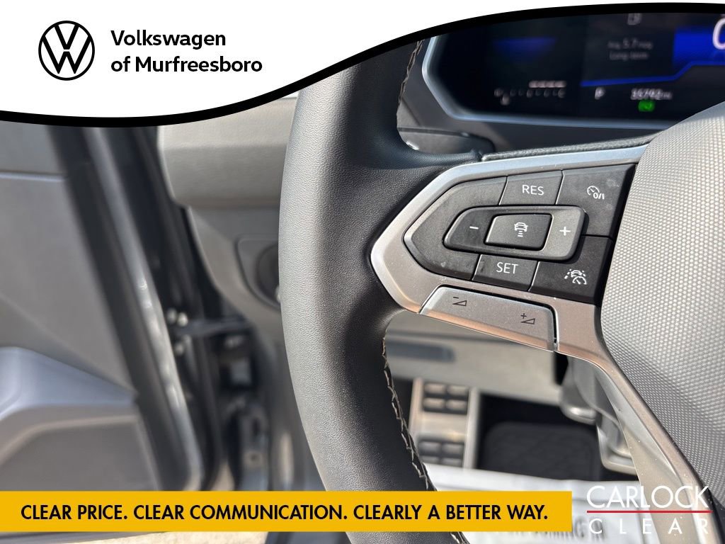 Certified 2023 Volkswagen Tiguan SE R-Line FWD image 18