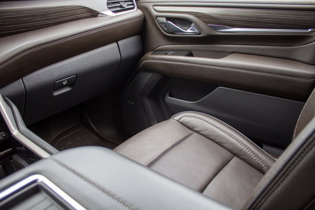 Used 2023 GMC Yukon Denali w/ LPO, Floor Liner Package image 20