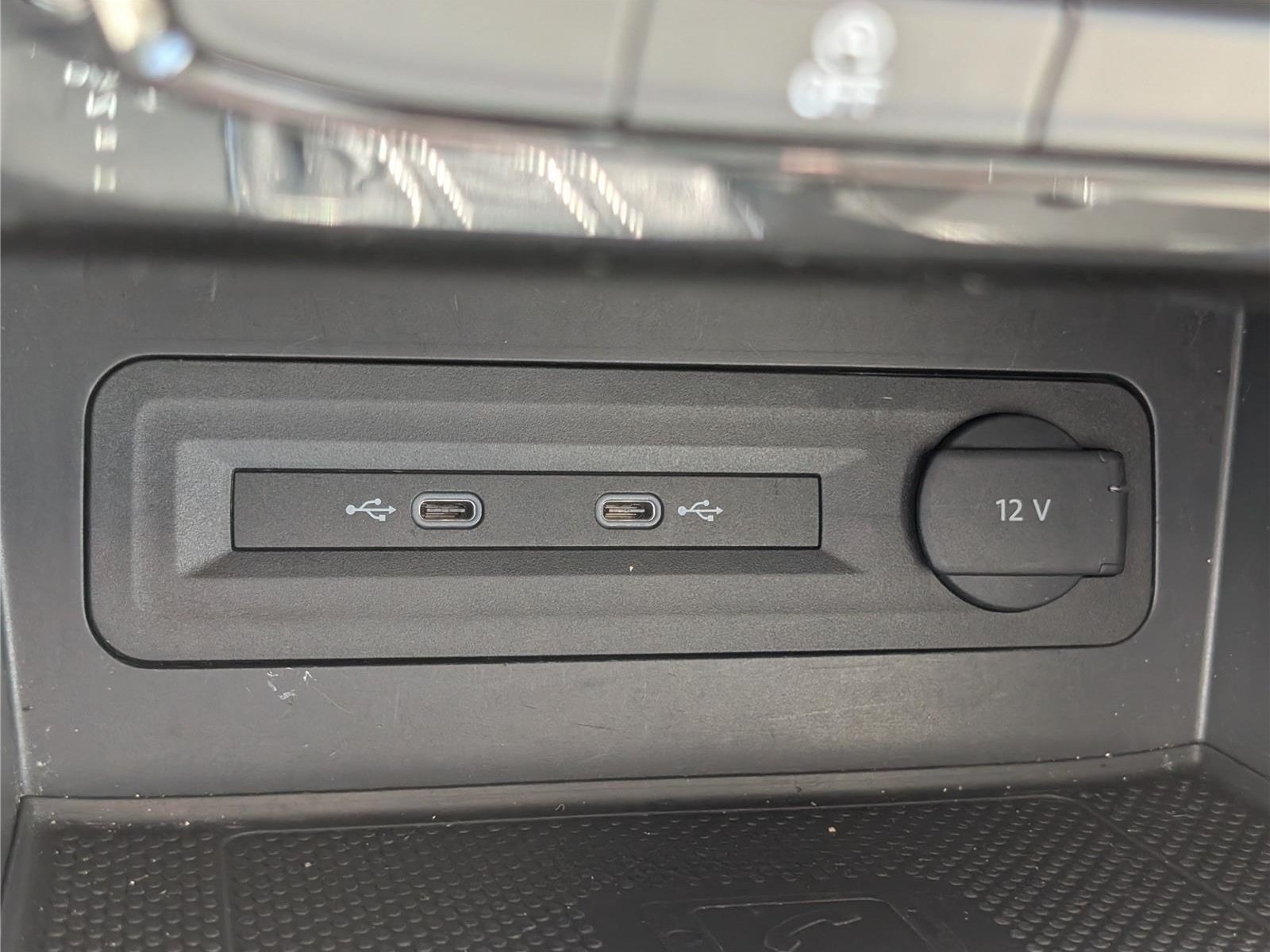 Used 2023 Volkswagen Atlas SEL AWD/4WD image 28