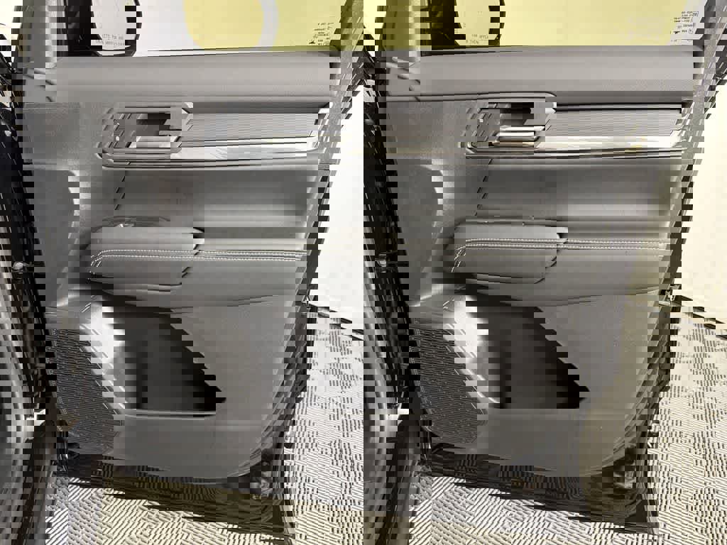 New 2026 GMC Terrain Elevation w/ Elevation Premium Package image 23