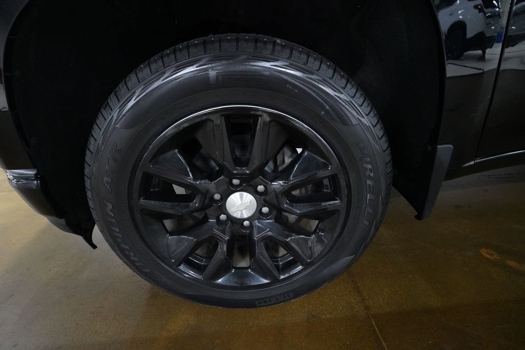 Used 2019 Chevrolet Silverado 1500 Custom w/ Custom Convenience Package AWD/4WD image 25