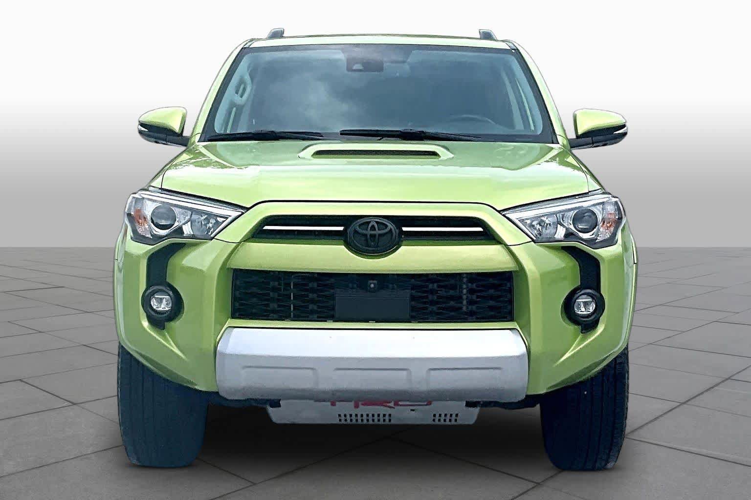 Used 2023 Toyota 4Runner TRD Off-Road Premium w/ Off Road Premium Plus Package AWD/4WD image 4