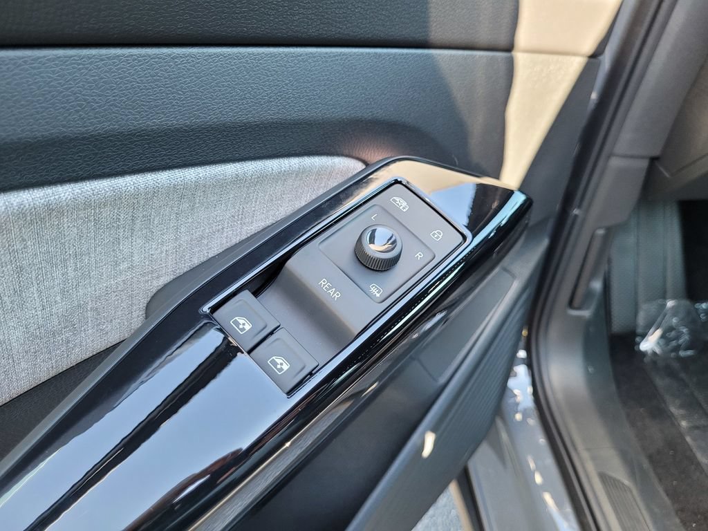 New 2026 Volkswagen ID.4 Pro RWD image 25