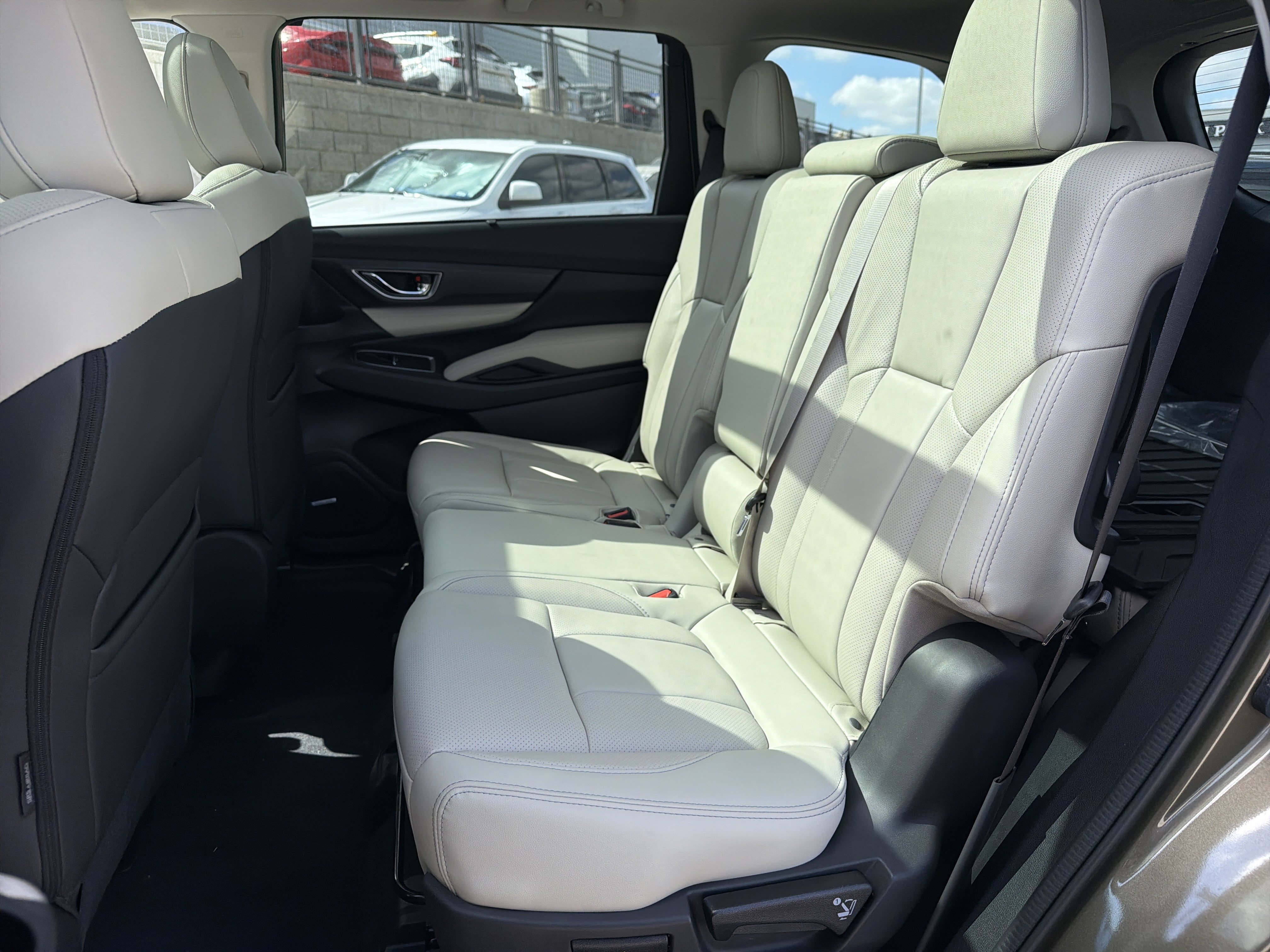 New 2027 Subaru Ascent Limited AWD/4WD image 29