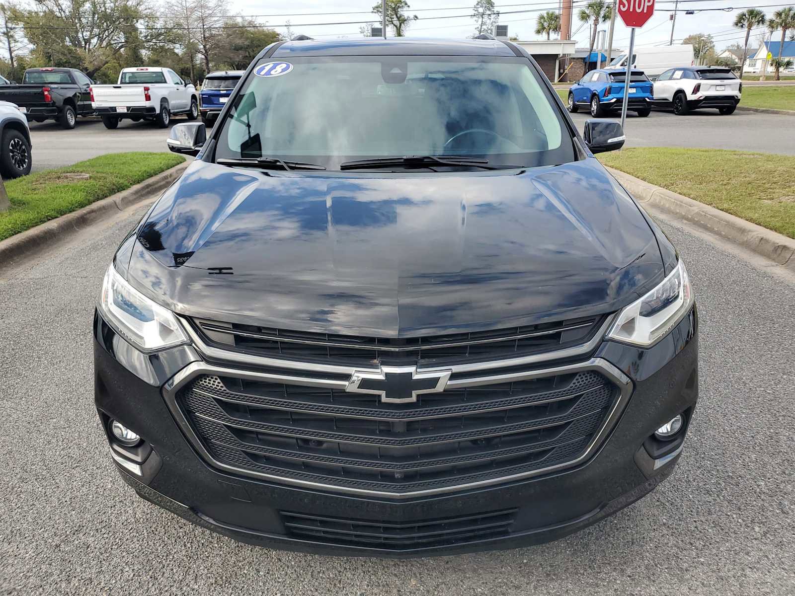 Used 2018 Chevrolet Traverse Premier w/ Redline Edition image 9