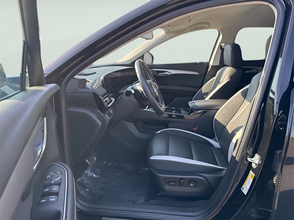 Used 2024 Buick Envision Sport Touring image 17