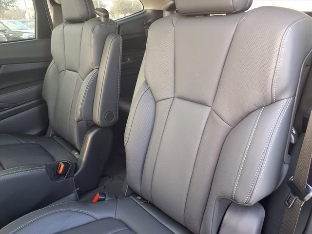 New 2026 Subaru Ascent Limited AWD/4WD image 10