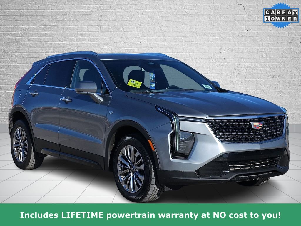 Used 2024 Cadillac XT4 Premium Luxury image 6