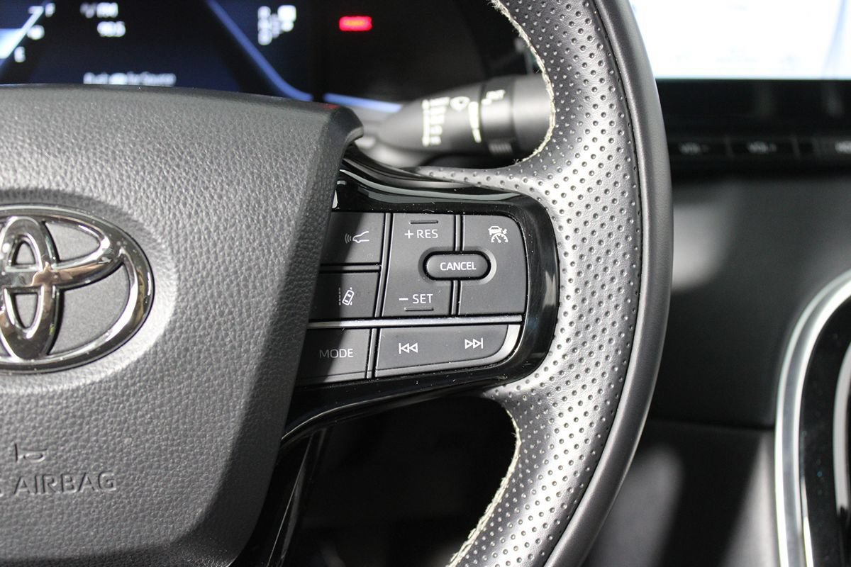 Used 2021 Toyota Mirai w/ Advanced Technology Package RWD image 19