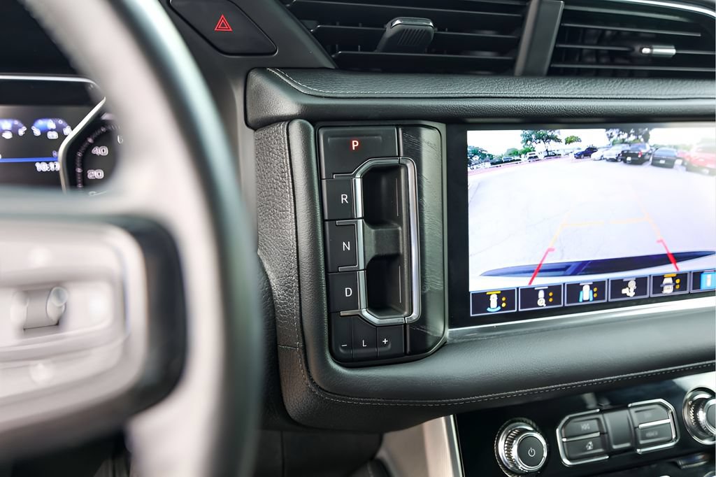 Used 2021 GMC Yukon Denali w/ Advanced Technology Package RWD image 21