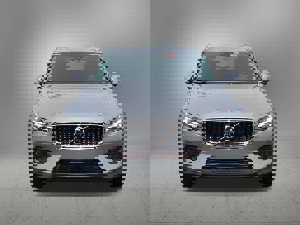 New 2026 Volvo V60 B5 Cross Country Ultra w/ Protection Package Premier image 9