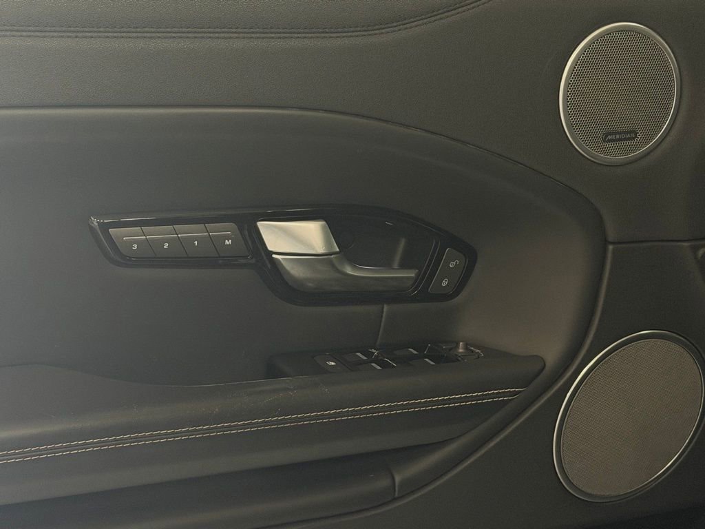 Used 2017 Land Rover Range Rover Evoque HSE AWD/4WD image 14