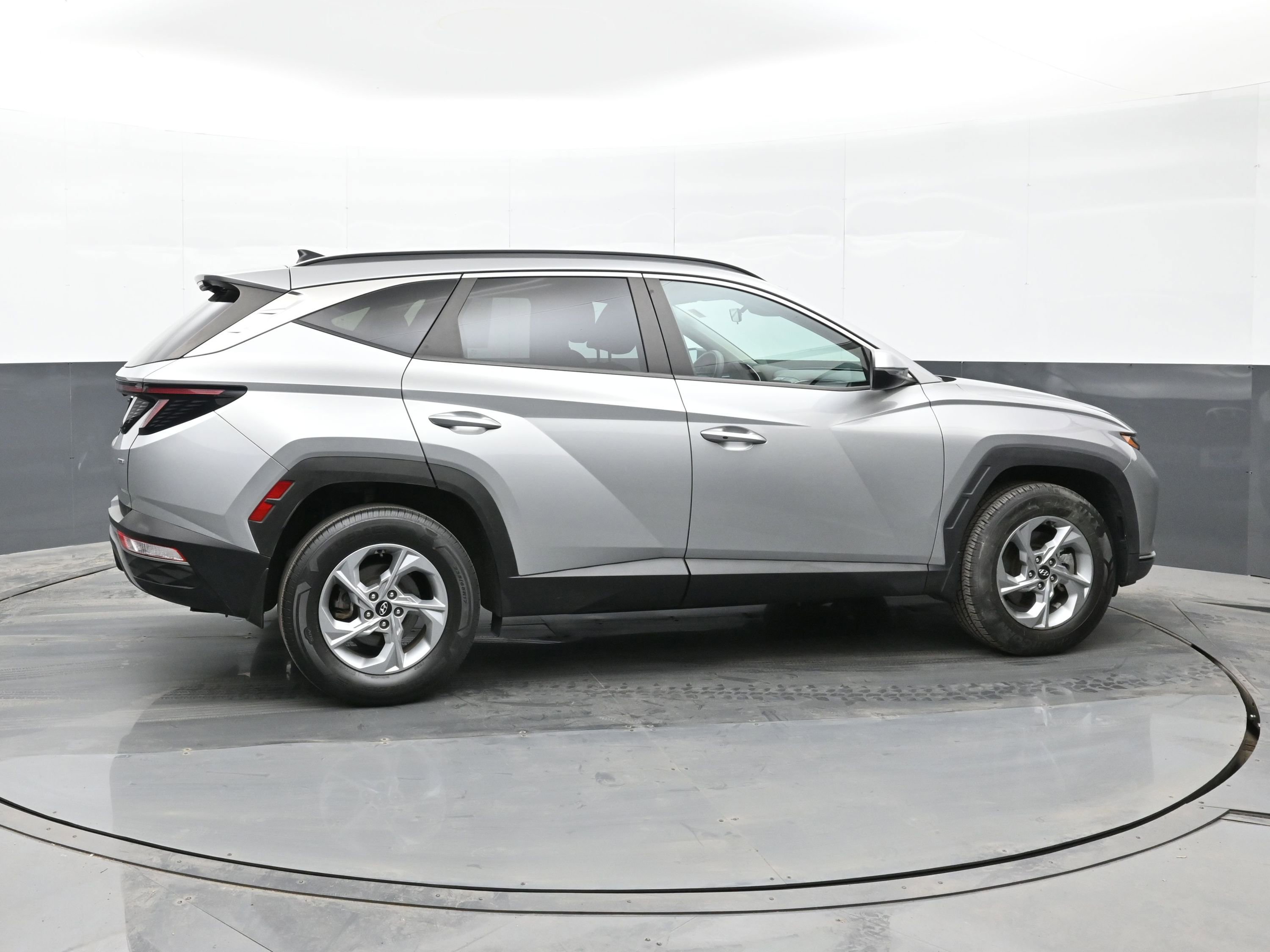 Used 2022 Hyundai Tucson SEL image 9
