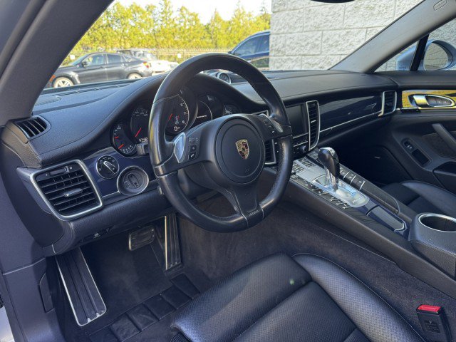 Used 2016 Porsche Panamera Edition RWD image 6