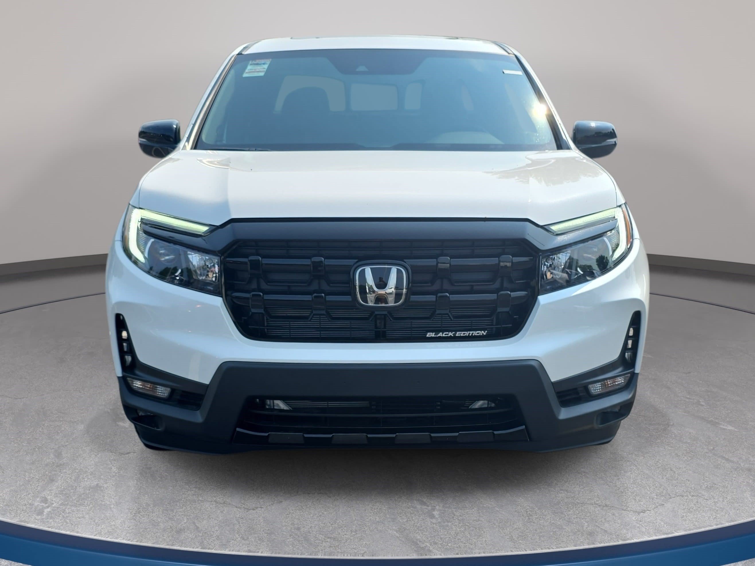 New 2026 Honda Ridgeline Black Edition image 2