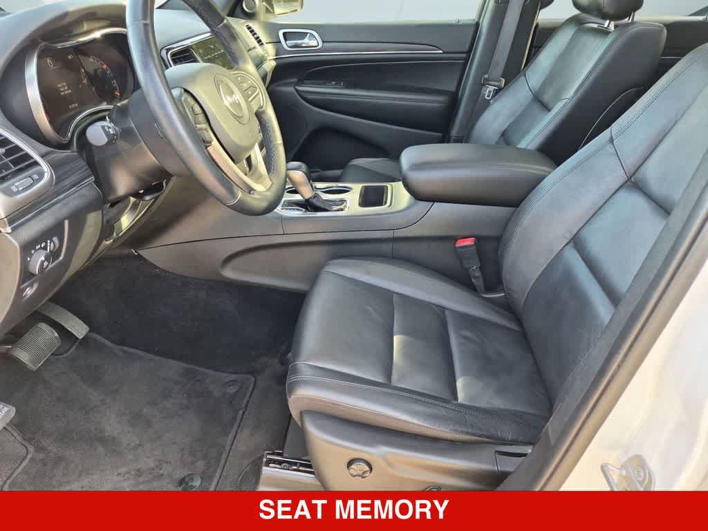 Used 2022 Jeep Grand Cherokee Limited w/ Tech Group RWD image 15