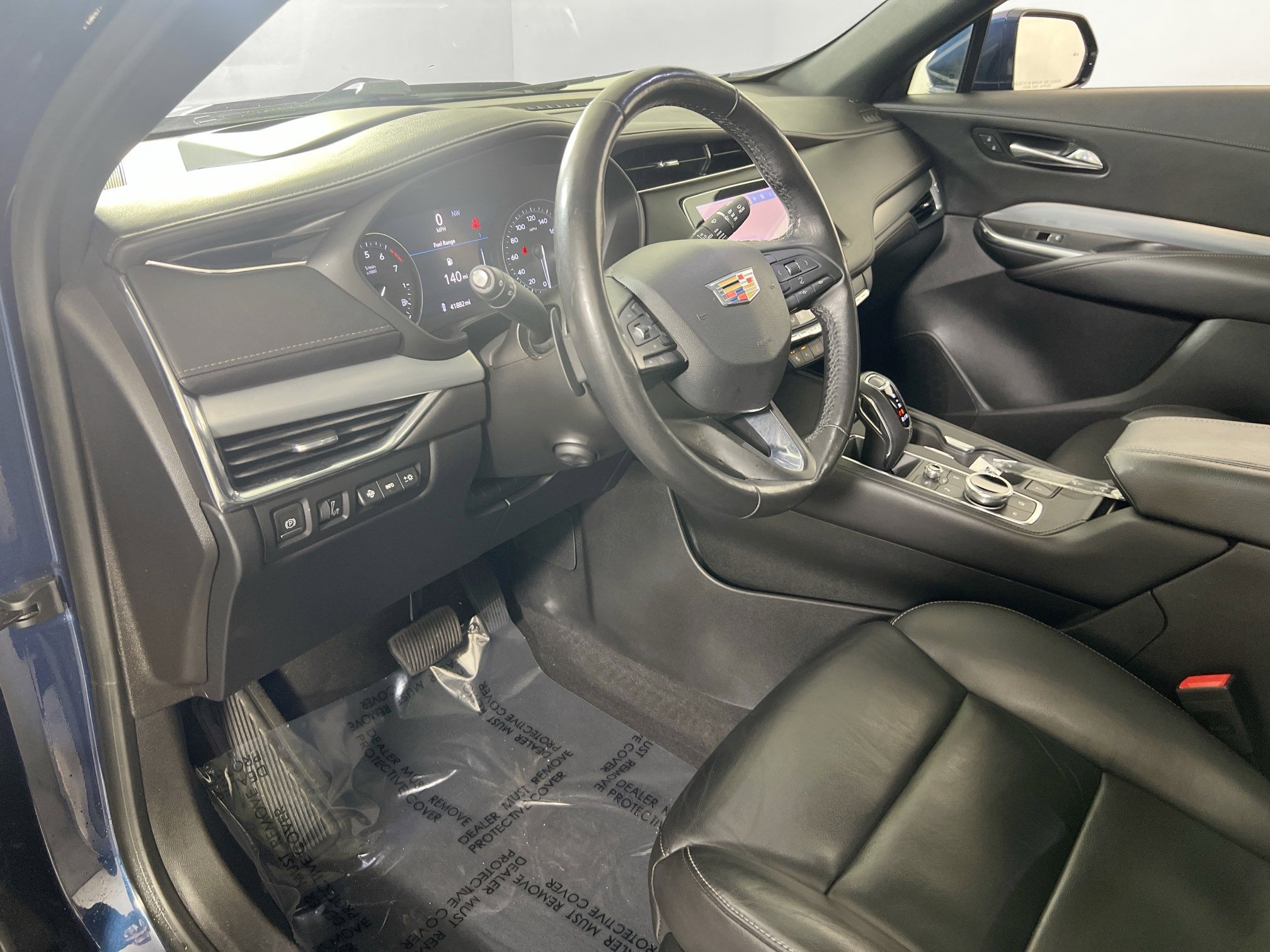 Used 2019 Cadillac XT4 Premium Luxury w/ Technology Package image 9