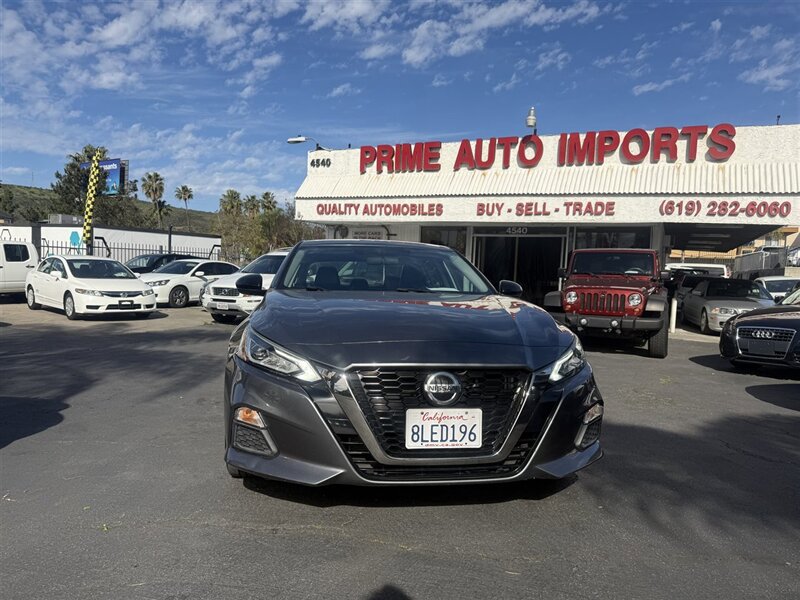 Used 2019 Nissan Altima 2.5 SR FWD image 2