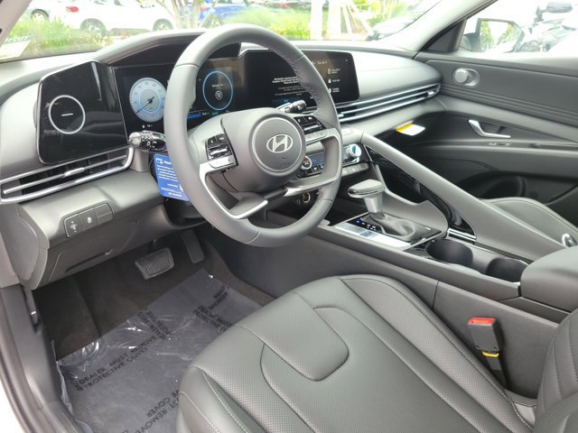 New 2026 Hyundai Elantra Limited FWD image 10