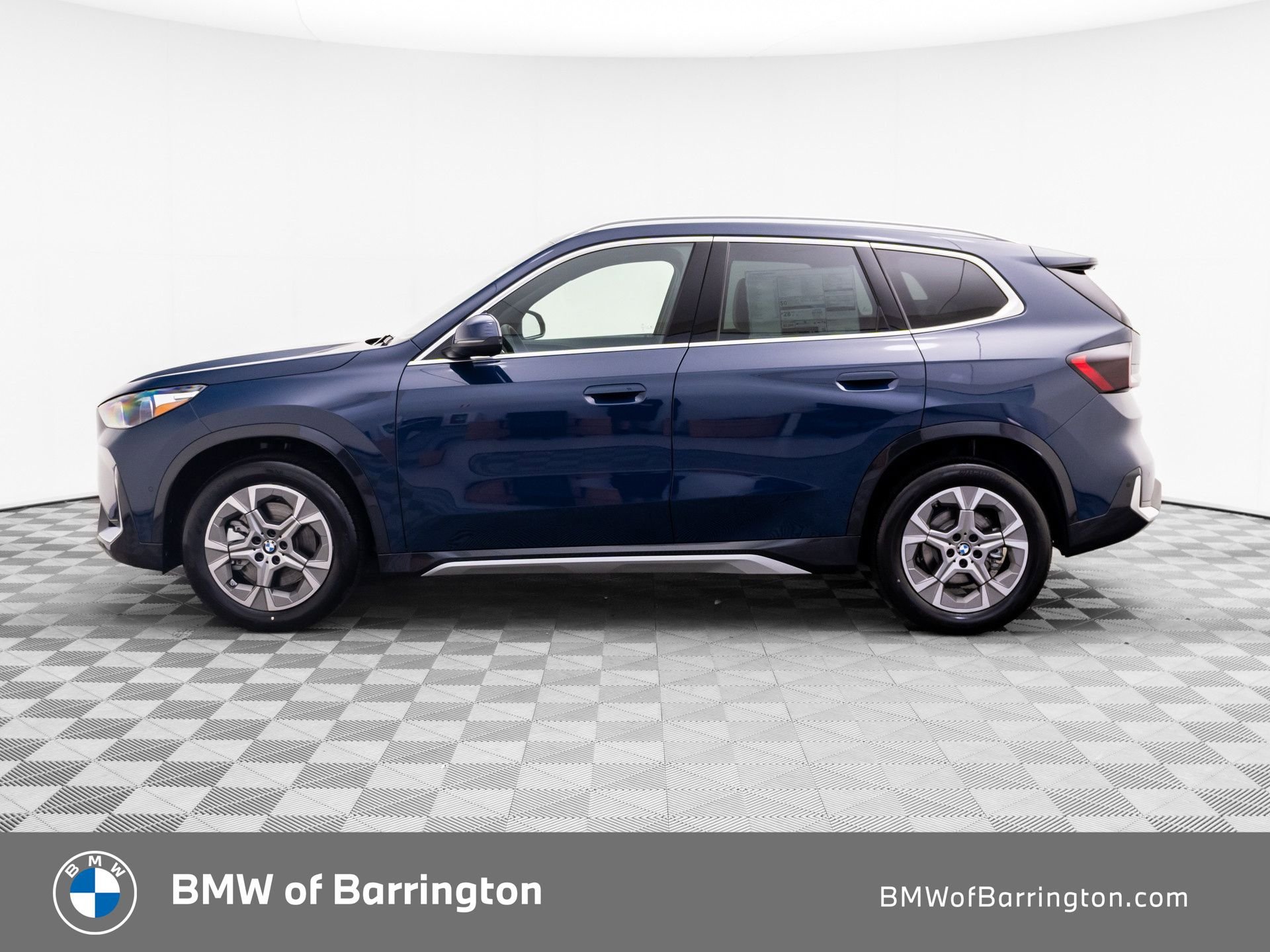 New 2026 BMW X1 xDrive28i AWD/4WD image 2