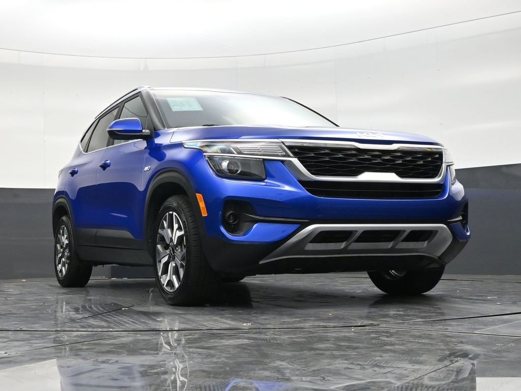 Used 2023 Kia Seltos EX image 26