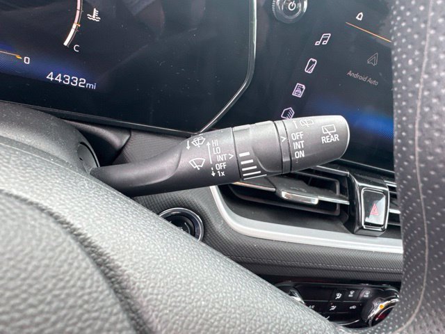 Used 2024 Chevrolet TrailBlazer LT w/ Driver Confidence Package FWD image 28