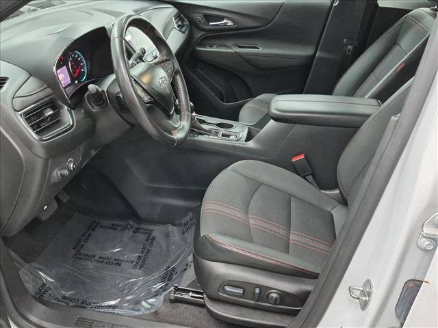 Used 2022 Chevrolet Equinox RS w/ Infotainment Package FWD image 16
