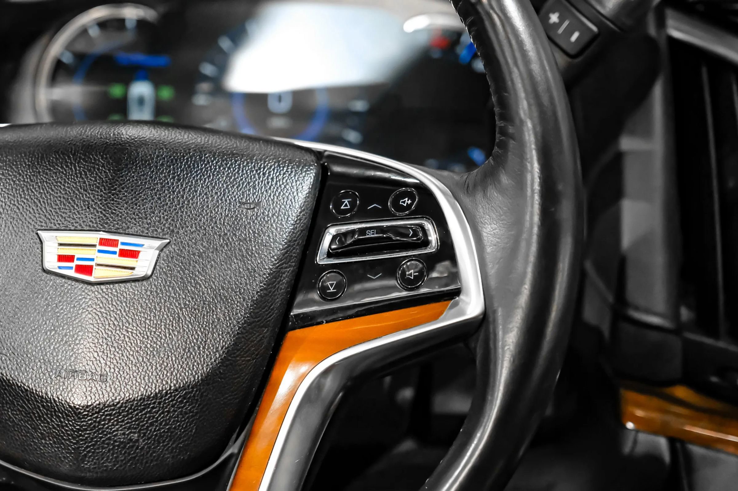 Used 2017 Cadillac Escalade ESV Luxury RWD image 25