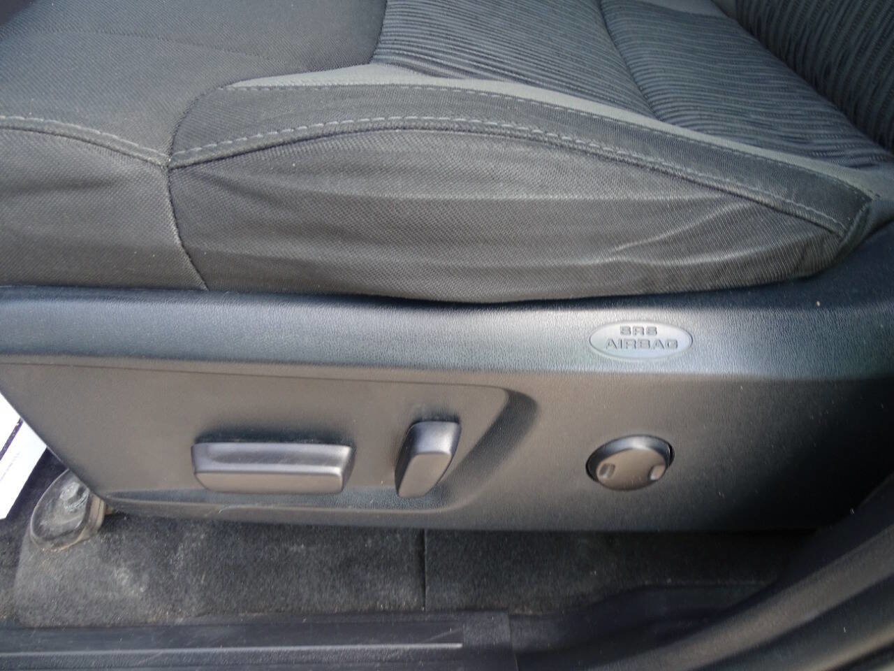 Used 2017 Toyota Tundra SR5 image 16