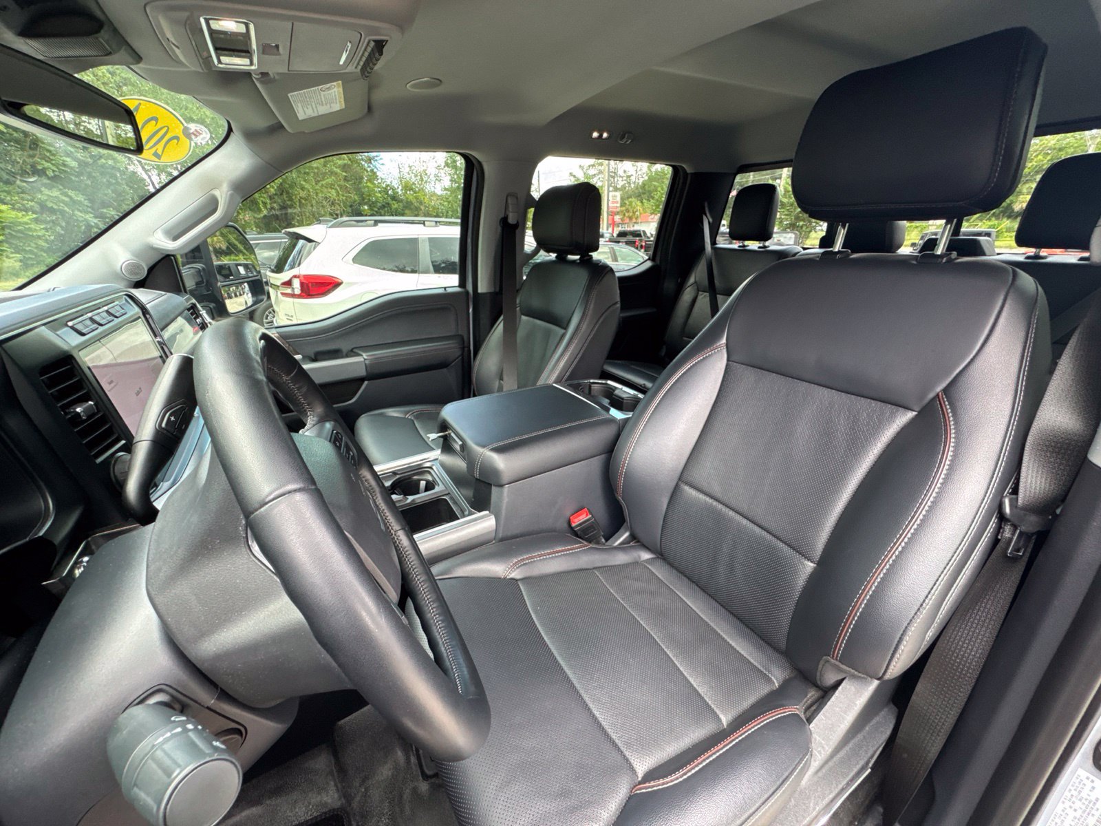 Used 2024 Ford F250 Lariat w/ Lariat Ultimate Package AWD/4WD image 19