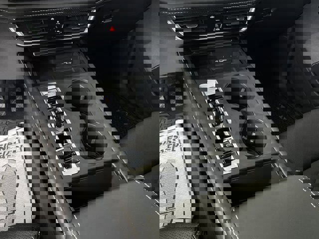 Used 2024 Volkswagen Atlas Cross Sport SE image 17