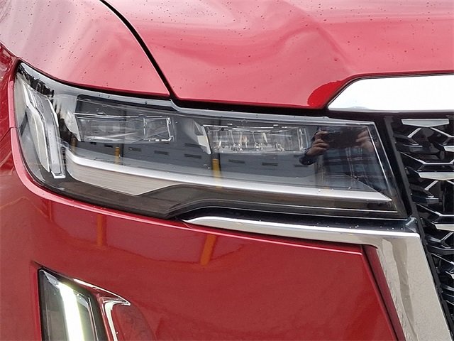 Used 2024 Cadillac Escalade Premium Luxury w/ Performance Package image 9