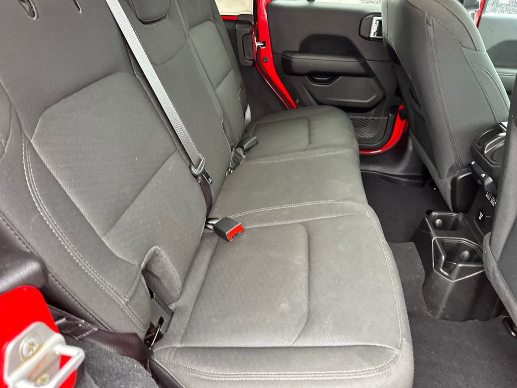 Used 2022 Jeep Wrangler Unlimited Sahara image 15