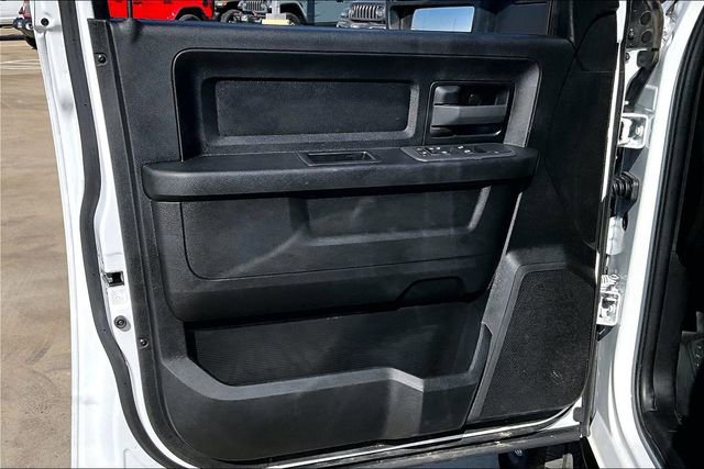 Used 2025 RAM 2500 Tradesman w/ Chrome Appearance Group image 24