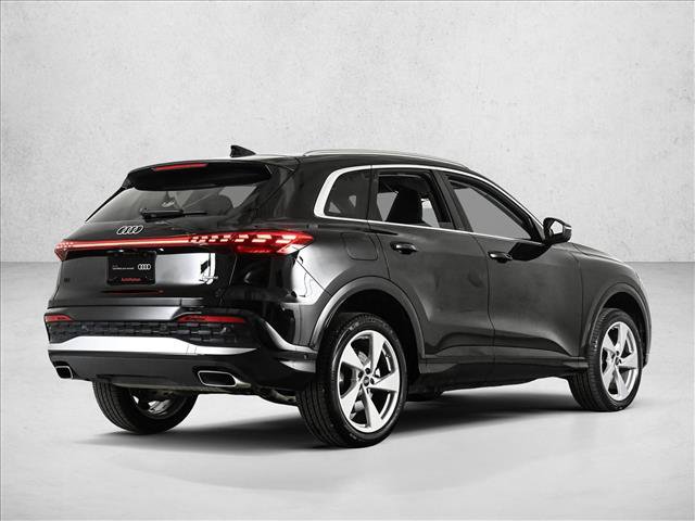 Certified 2025 Audi Q5 Premium Plus w/ Premium Plus AWD/4WD image 5