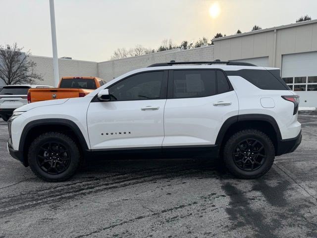 Used 2025 Chevrolet Equinox ACTIV image 2