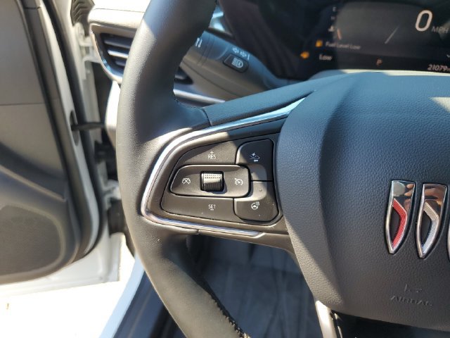 Used 2024 Buick Envista Preferred w/ Convenience I Package FWD image 28