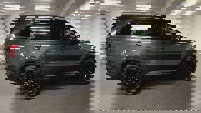 Used 2023 Kia Sorento S w/ Panoramic Sunroof Package image 9